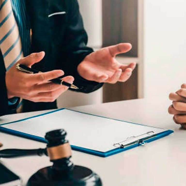 ¿Por qué la consulta jurídica tiene costo?