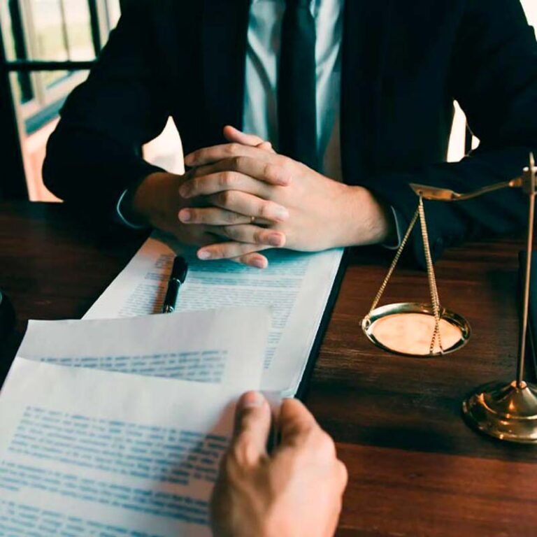 La importancia de llevar toda la documentación a una consulta jurídica